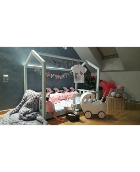 Łóżko domek Bella w stylu skandynawskim Miętowe